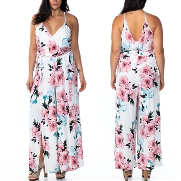 💋LAST CHANCE💋 PLUS SIZE CURVY FLORAL JUMPSUIT - Picture 3 of 4